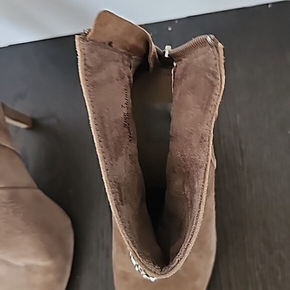 Dolce Vita Kendal Almond Brown Suede Chain Detail High Heel Ankle Boots Size 7 - Picture 10 of 10